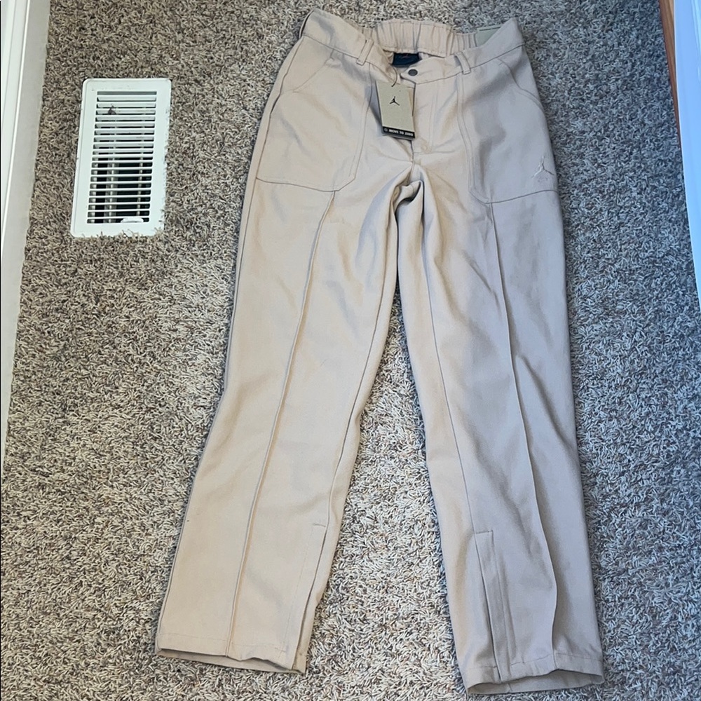 NWT Jordan’s  Beige Straight Leg Women's Pants Sz s